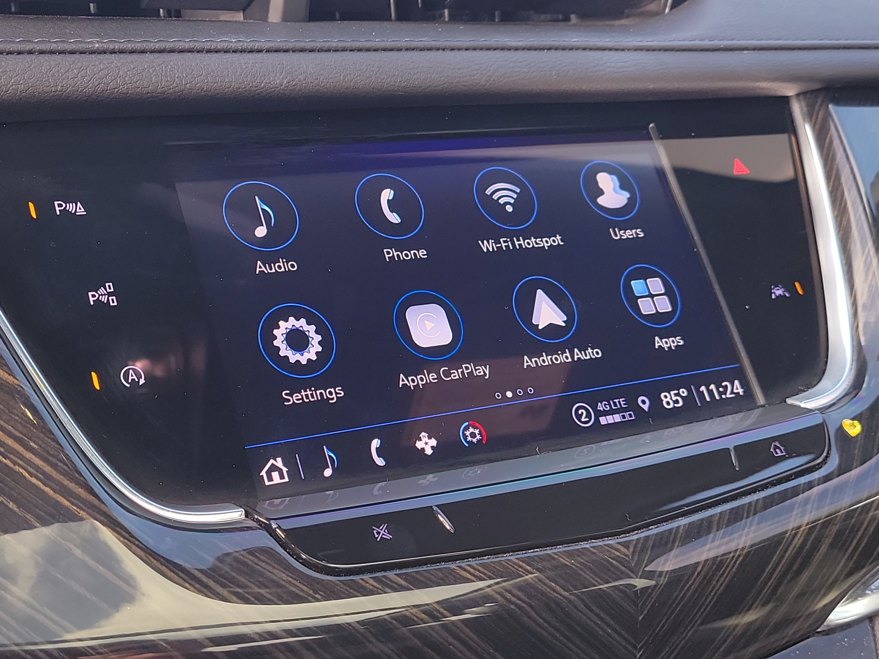 Used 2022 Cadillac XT6 Premium Luxury w/ Technology Package AWD/4WD image 27
