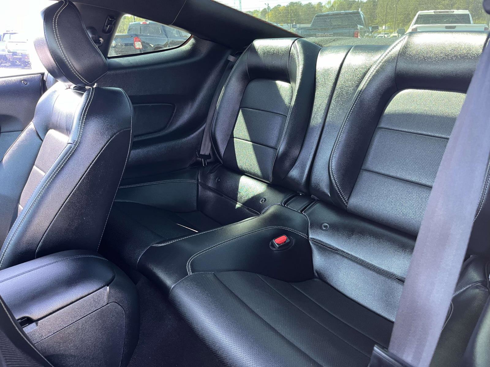 Used 2021 Ford Mustang Premium w/ 2.3L High Performance Package RWD image 7