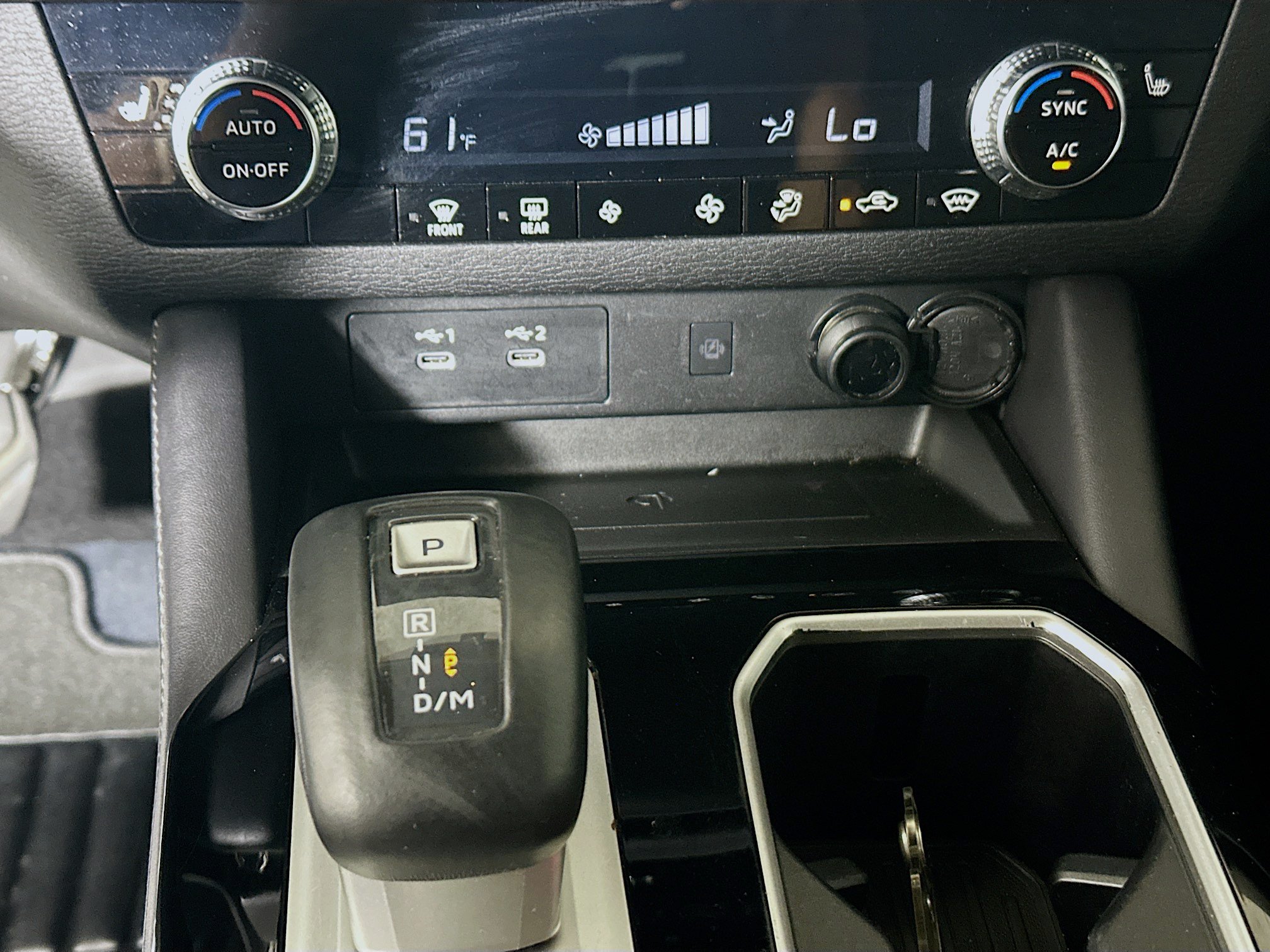 Used 2025 Mitsubishi Outlander SE AWD/4WD image 23
