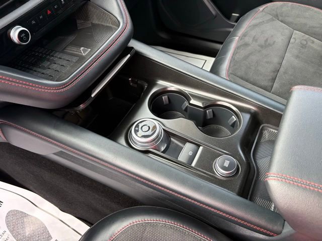 Used 2025 Ford Explorer ST image 23