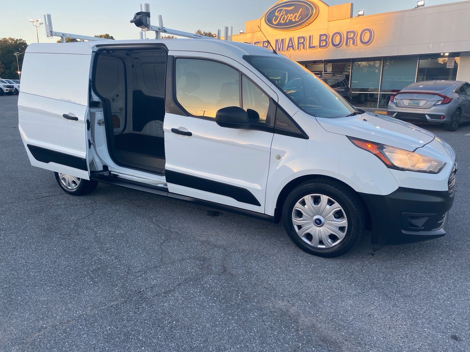 Used 2020 Ford Transit Connect XL FWD image 11