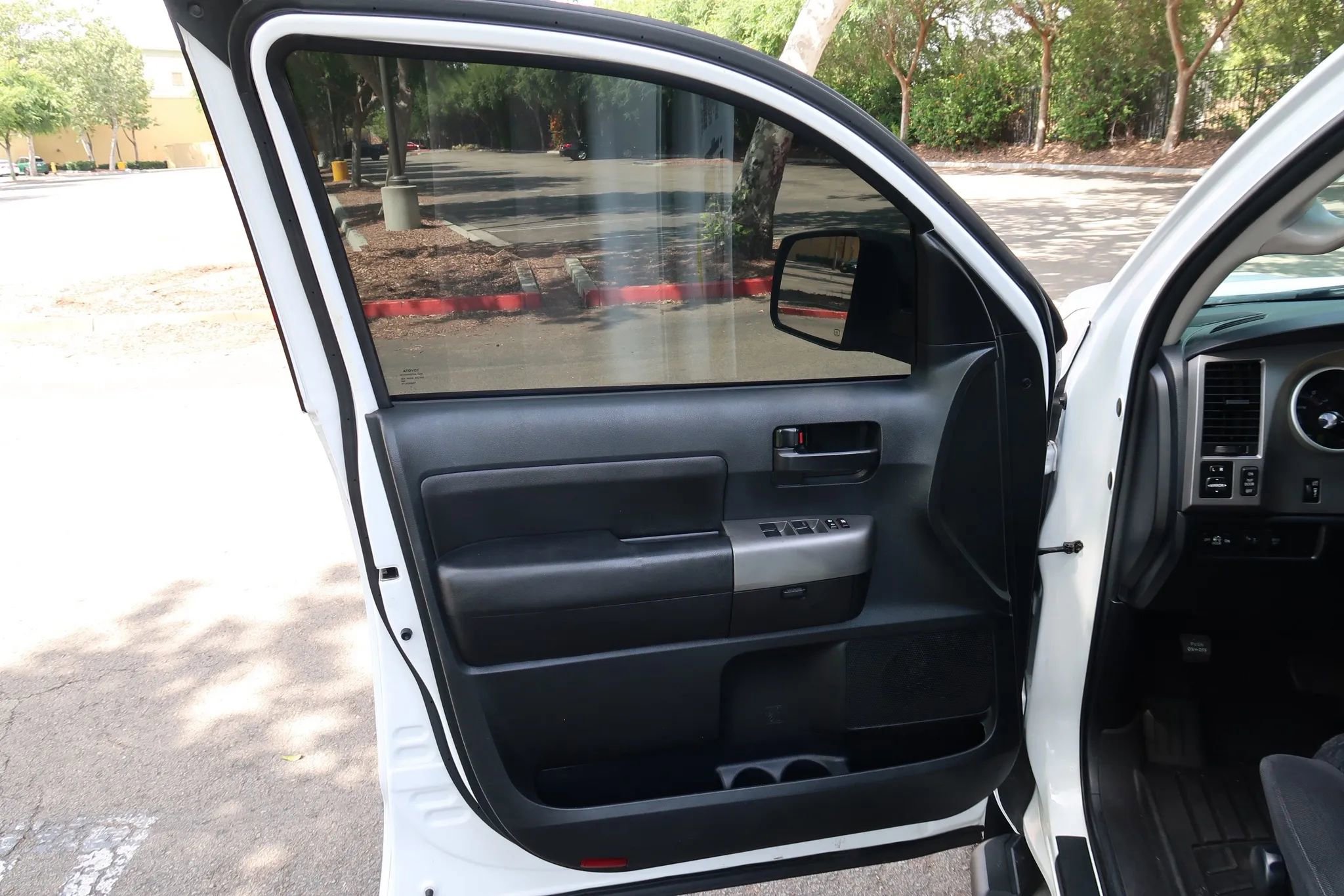 Used 2012 Toyota Tundra 4x4 CrewMax w/ TRD Rock Warrior Pkg image 66