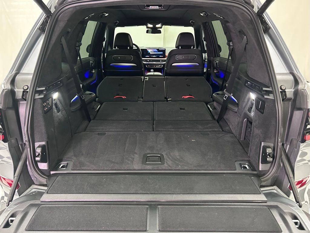 Used 2024 BMW ALPINA XB7 image 16