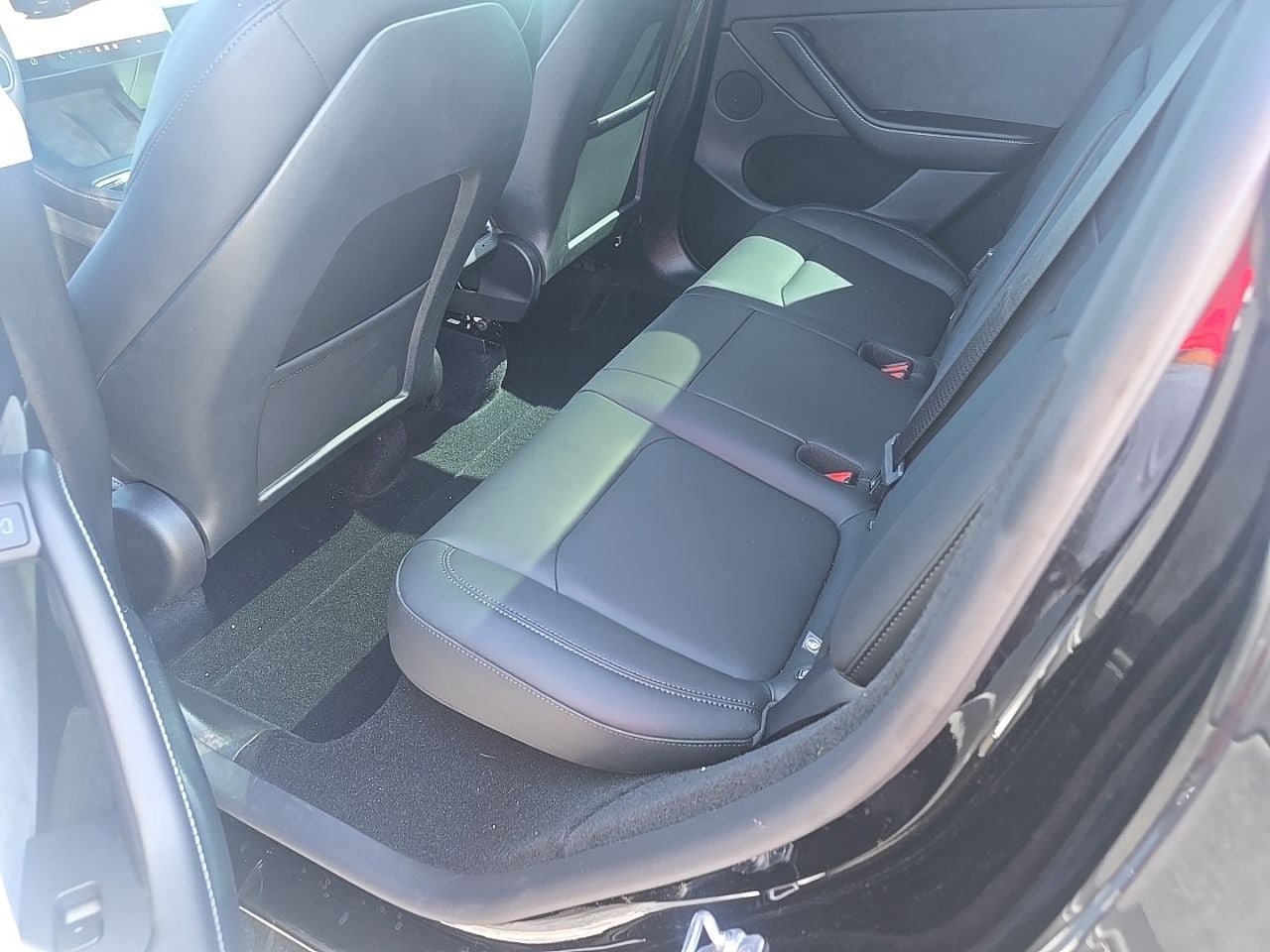 Used 2025 Tesla Model Y Long Range AWD/4WD image 11