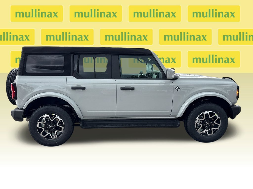 New 2026 Ford Bronco Outer Banks AWD/4WD image 17