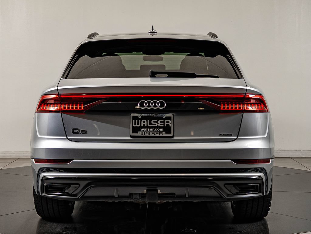 Used 2019 Audi Q8 Prestige AWD/4WD image 6