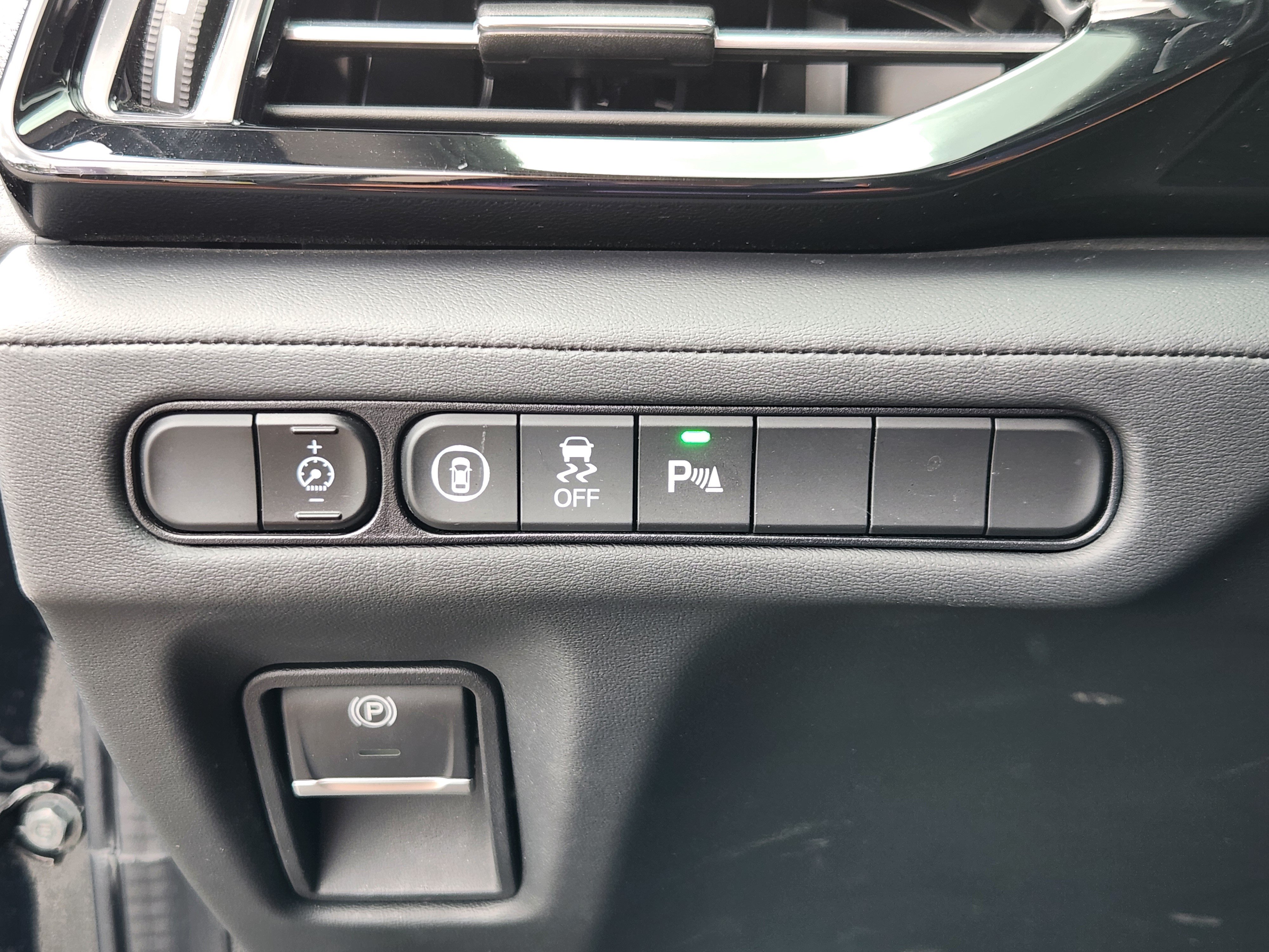 Used 2023 Acura MDX w/ Technology Package AWD/4WD image 28