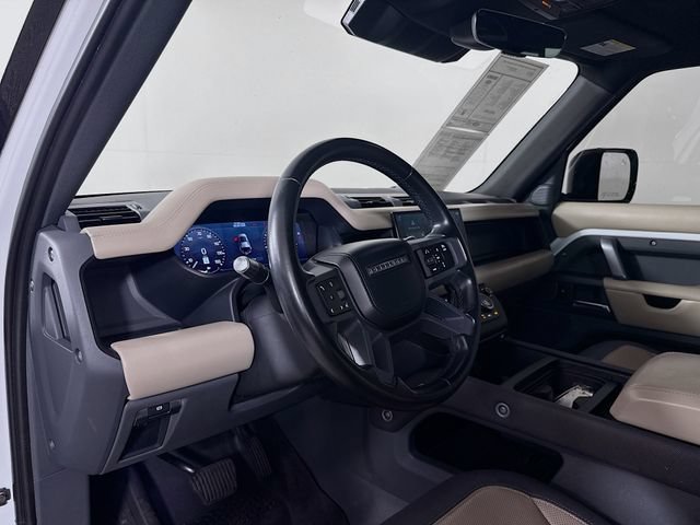Certified 2022 Land Rover Defender 110 X-Dynamic HSE AWD/4WD image 9