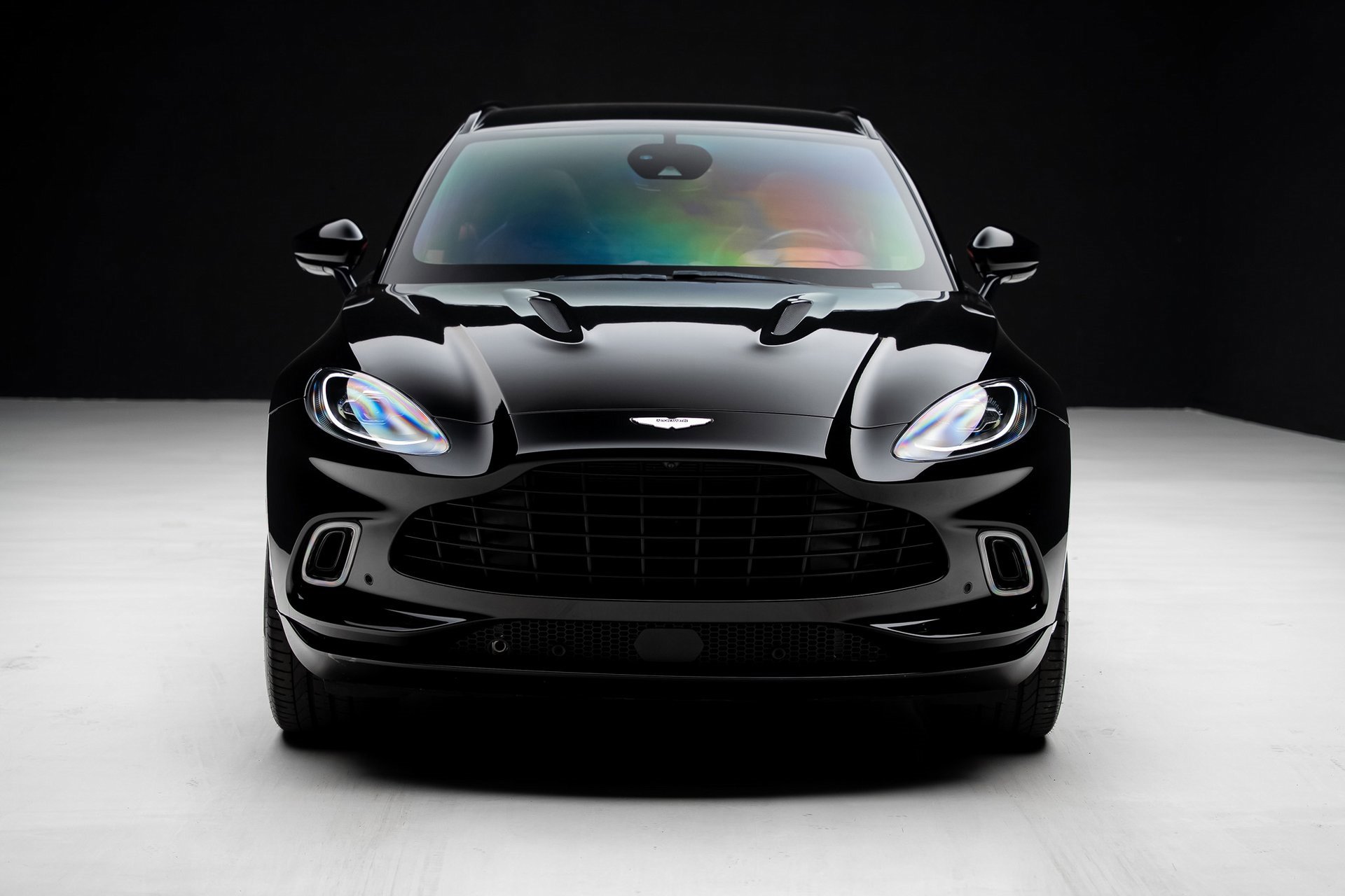 Used 2021 Aston Martin DBX image 6