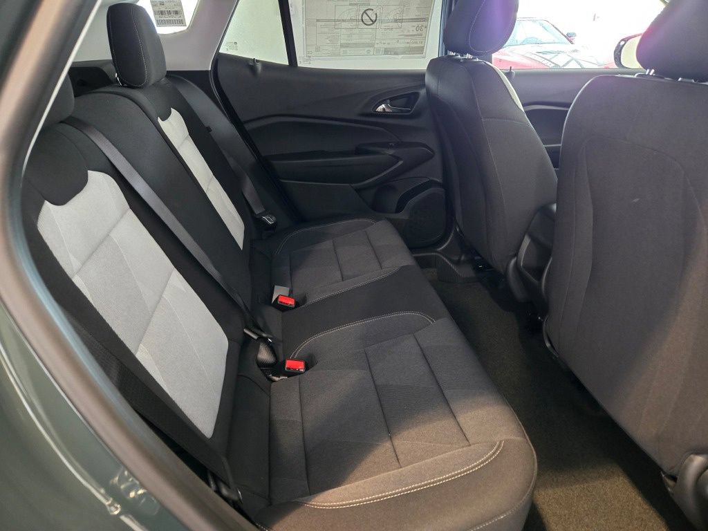 New 2026 Chevrolet Trax LS w/ LS Convenience Package FWD image 8