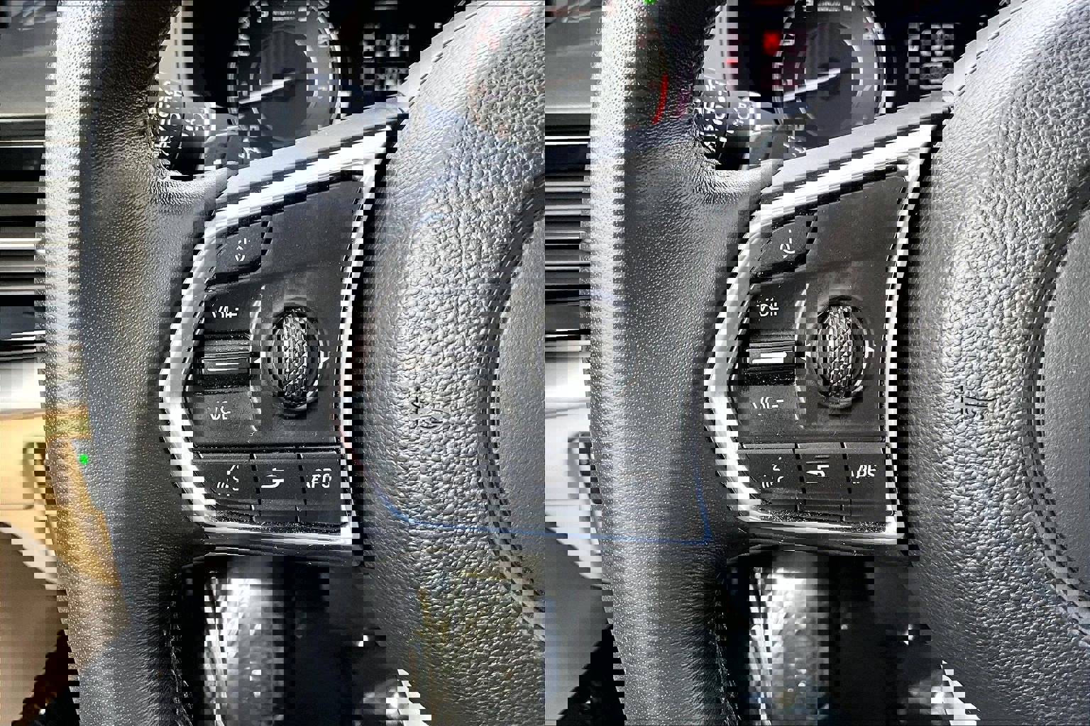 Used 2022 Acura RDX FWD w/ Technology Package image 16