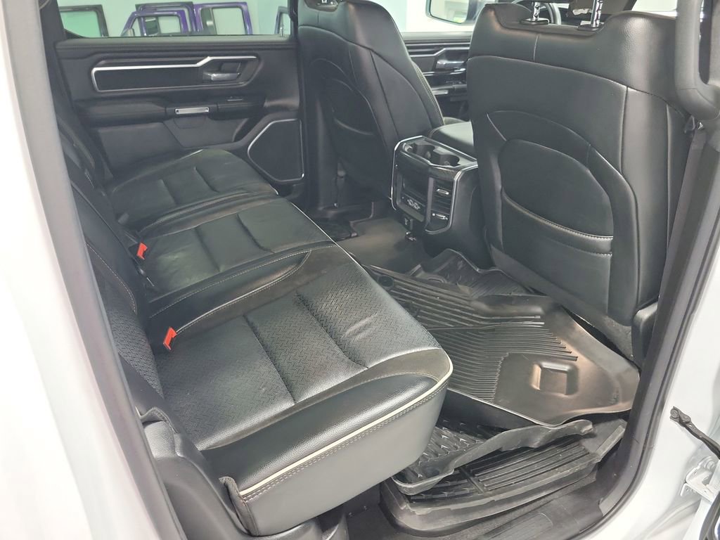 Used 2024 RAM 1500 Laramie AWD/4WD image 13