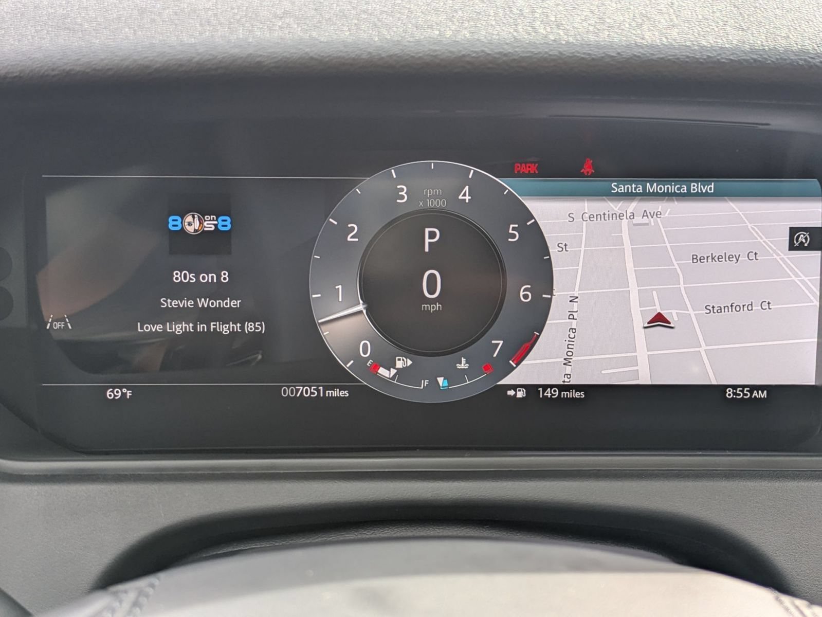 Used 2026 Land Rover Range Rover Velar S AWD/4WD image 19