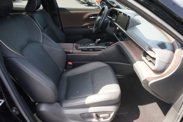 Used 2023 Toyota Crown AWD/4WD image 19