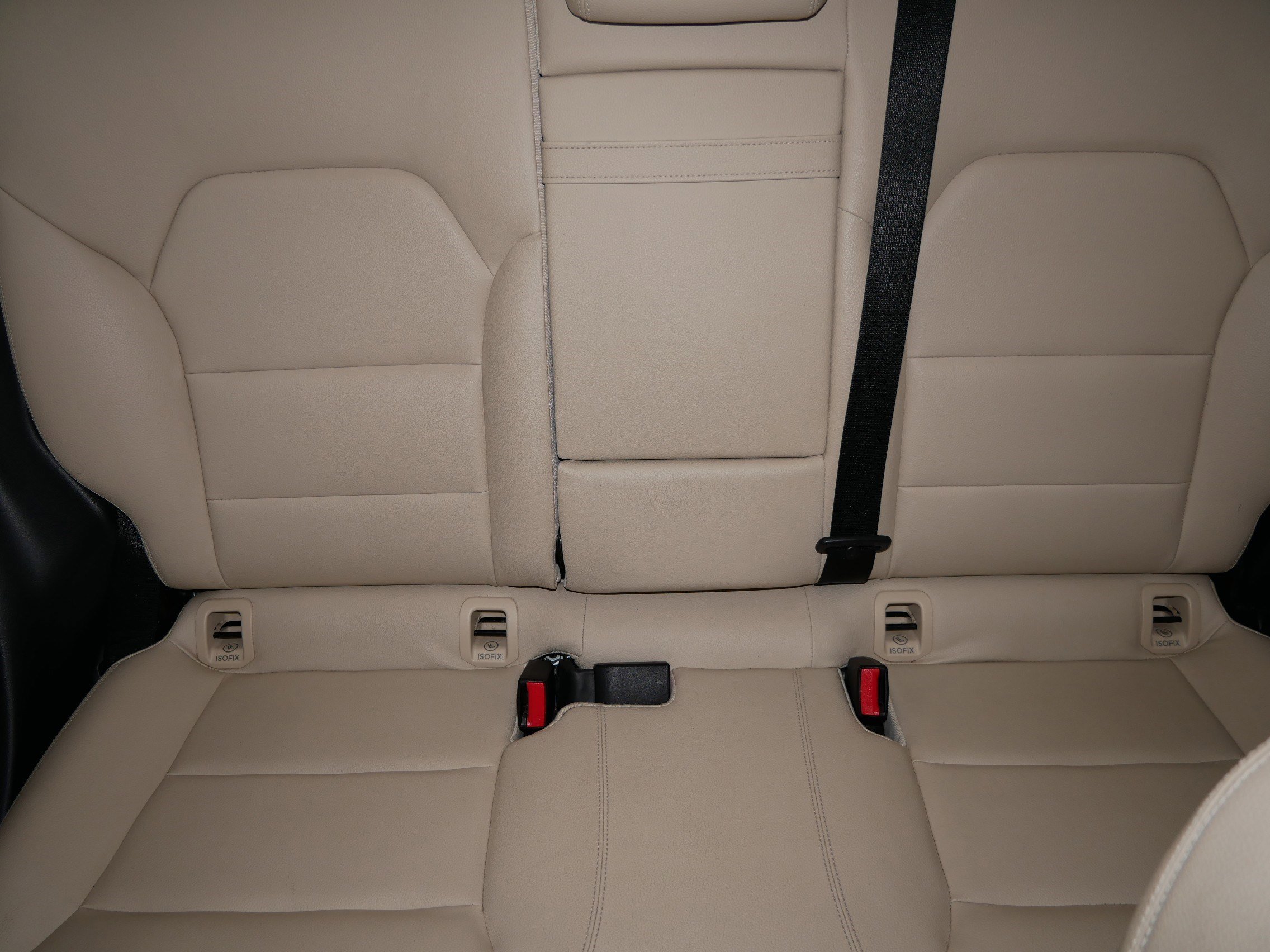 Used 2019 Mercedes-Benz GLA 250 4MATIC image 13