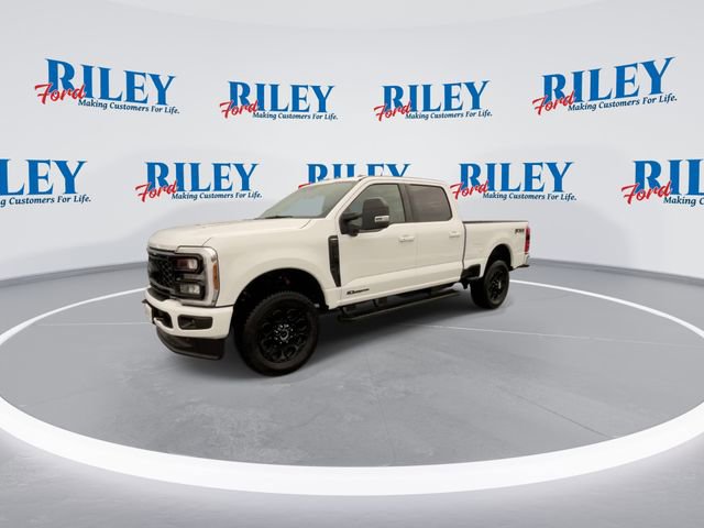 New 2026 Ford F250 Lariat w/ Black Appearance Package AWD/4WD image 4