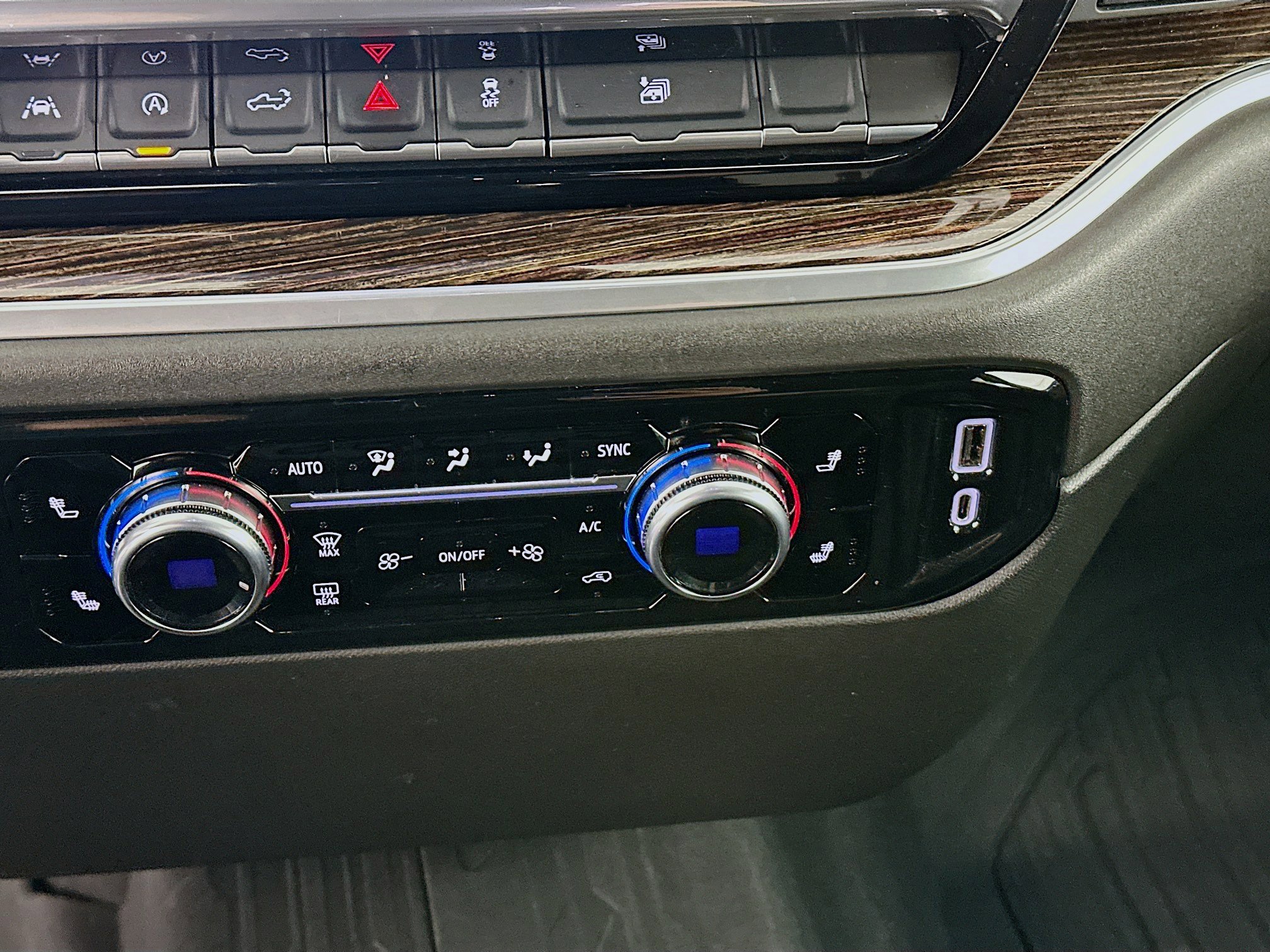 Used 2023 GMC Sierra 1500 Elevation image 23