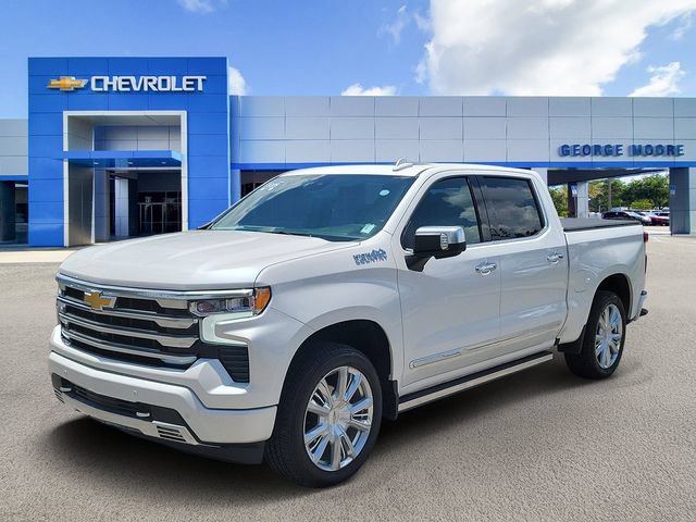 Certified 2025 Chevrolet Silverado 1500 High Country w/ High Country Premium Package AWD/4WD image 2