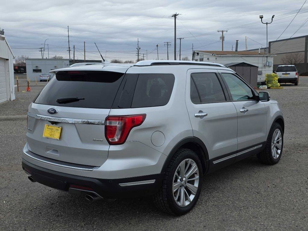Used 2019 Ford Explorer Limited w/ Class III Trailer Tow Package AWD/4WD image 4
