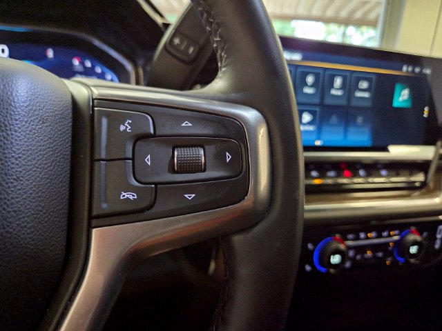 Used 2024 Chevrolet Silverado 1500 LT AWD/4WD image 25