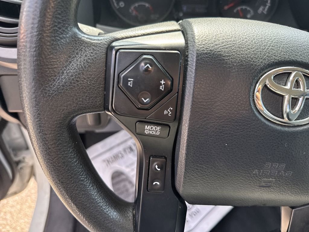 Used 2020 Toyota Tacoma 2WD Access Cab image 17