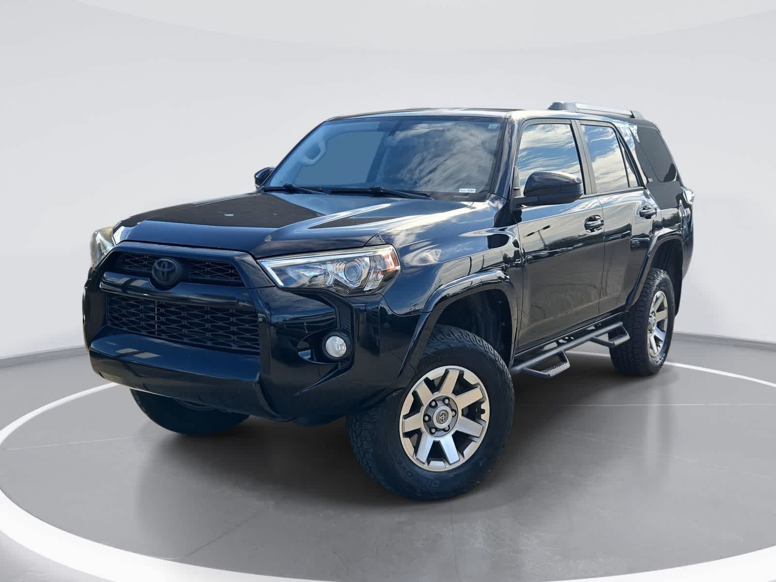 Used 2019 Toyota 4Runner SR5 AWD/4WD image 1
