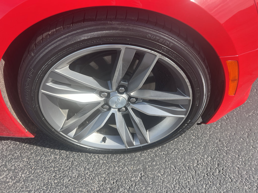 Used 2017 Chevrolet Camaro LT image 2