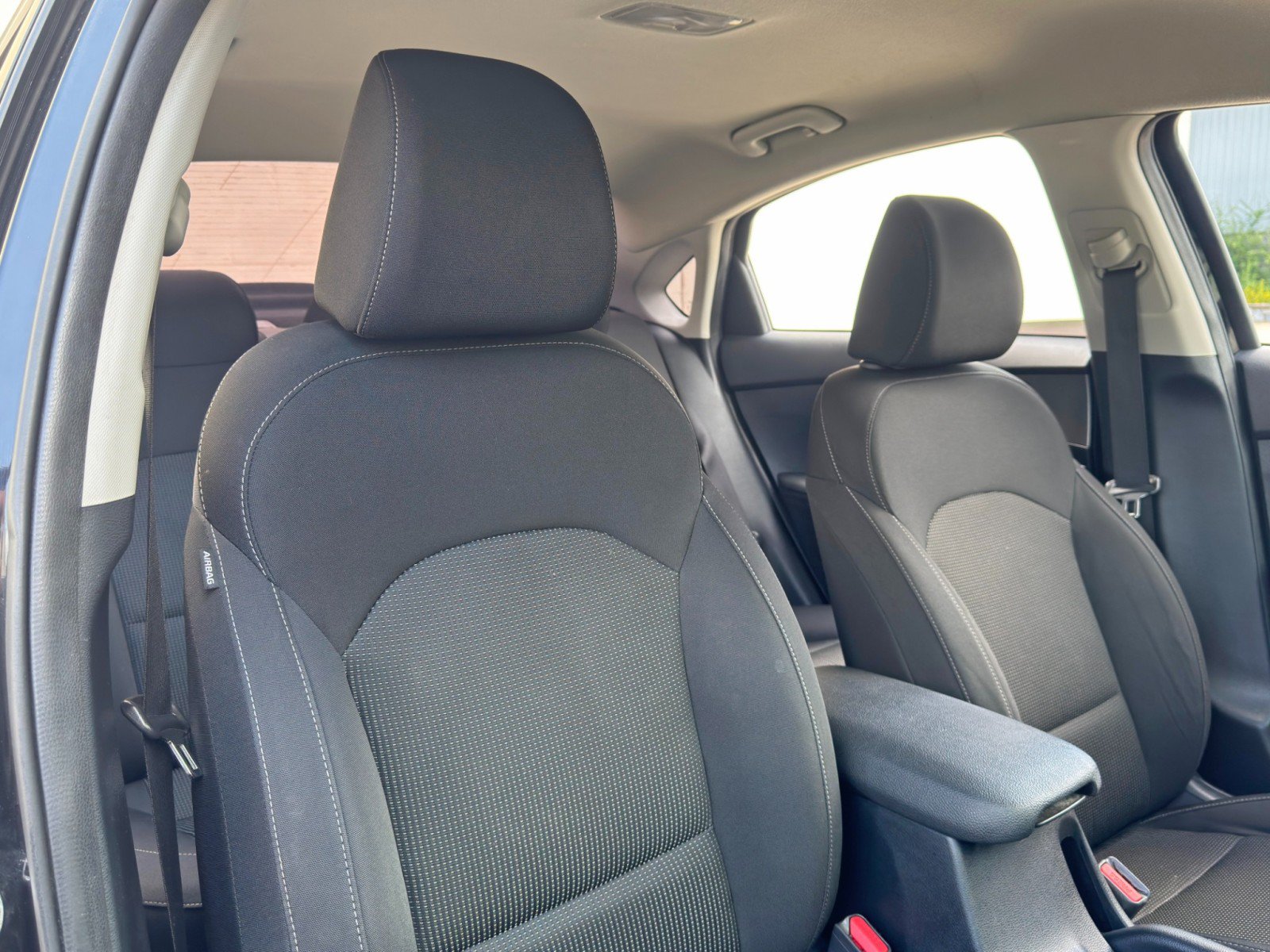 Used 2019 Kia Forte LXS FWD image 29