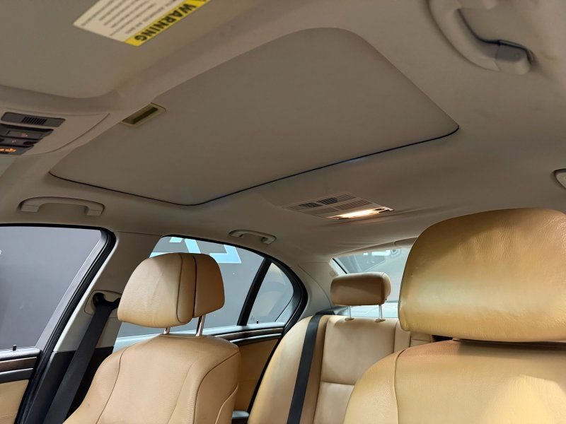Used 2010 BMW 535i Sedan RWD image 19