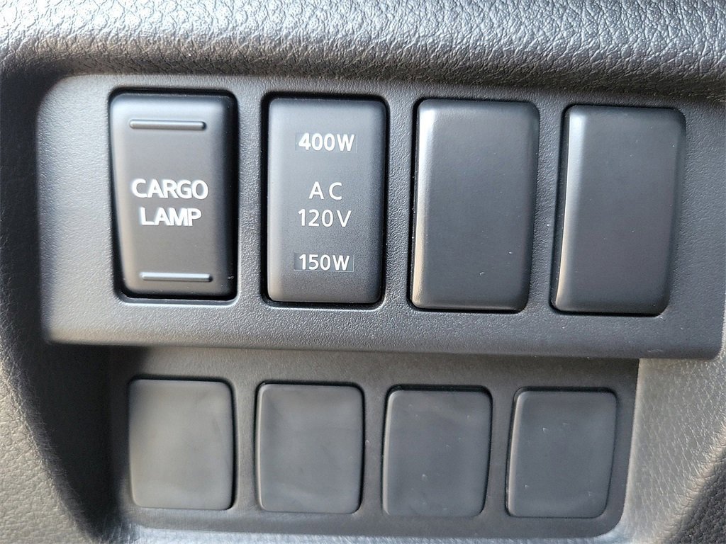 Certified 2024 Nissan Titan SV image 19