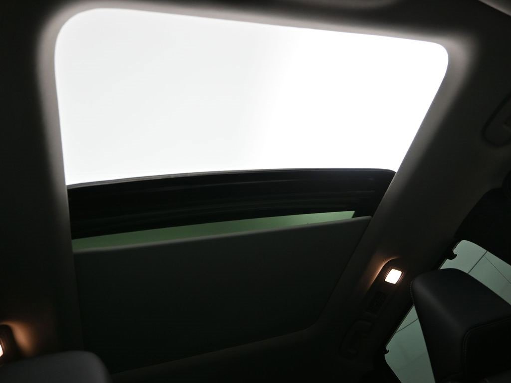 Certified 2023 INFINITI QX60 Luxe w/ Performance Audio Package image 29