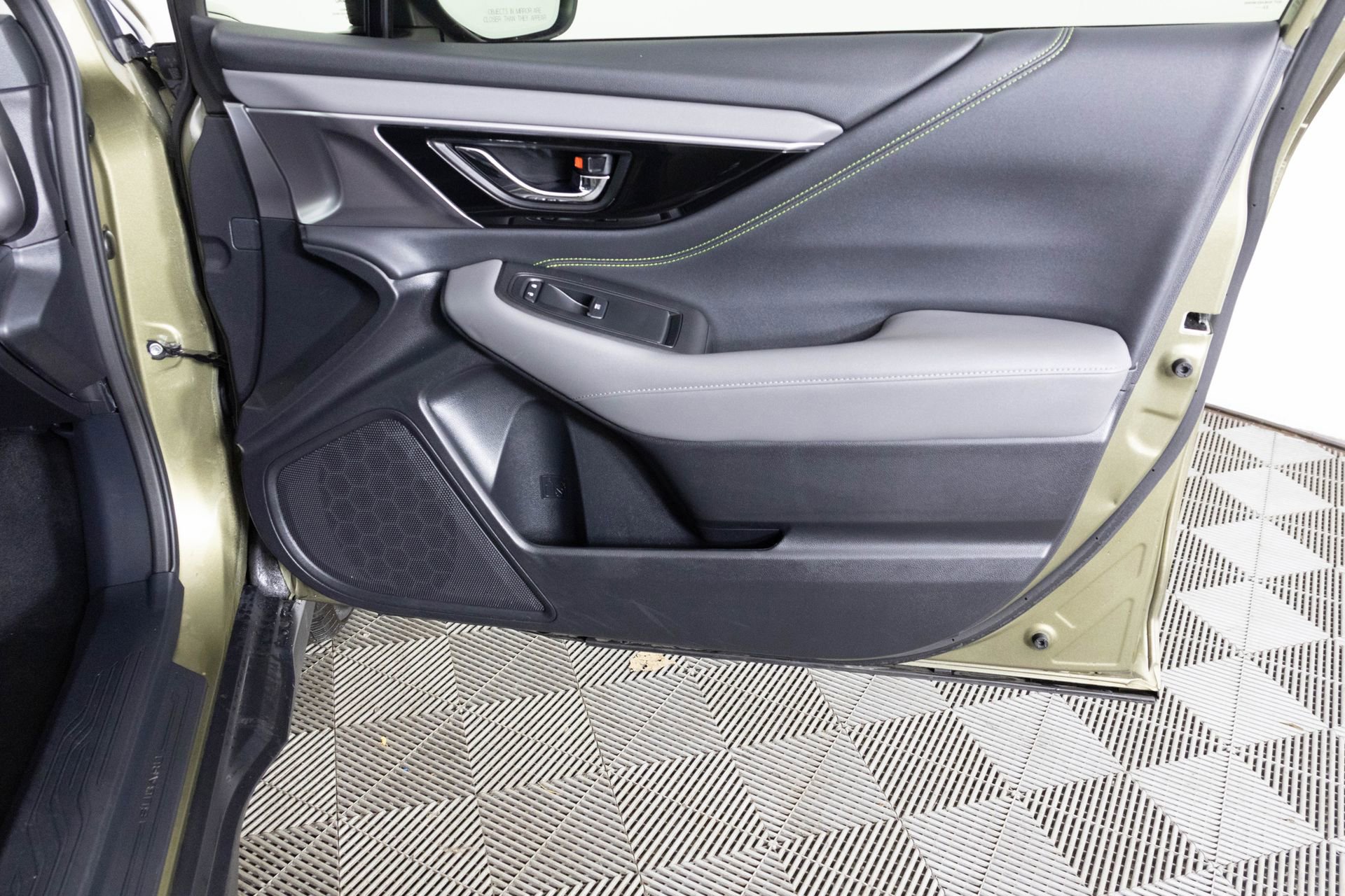 Used 2023 Subaru Outback Onyx Edition XT image 40