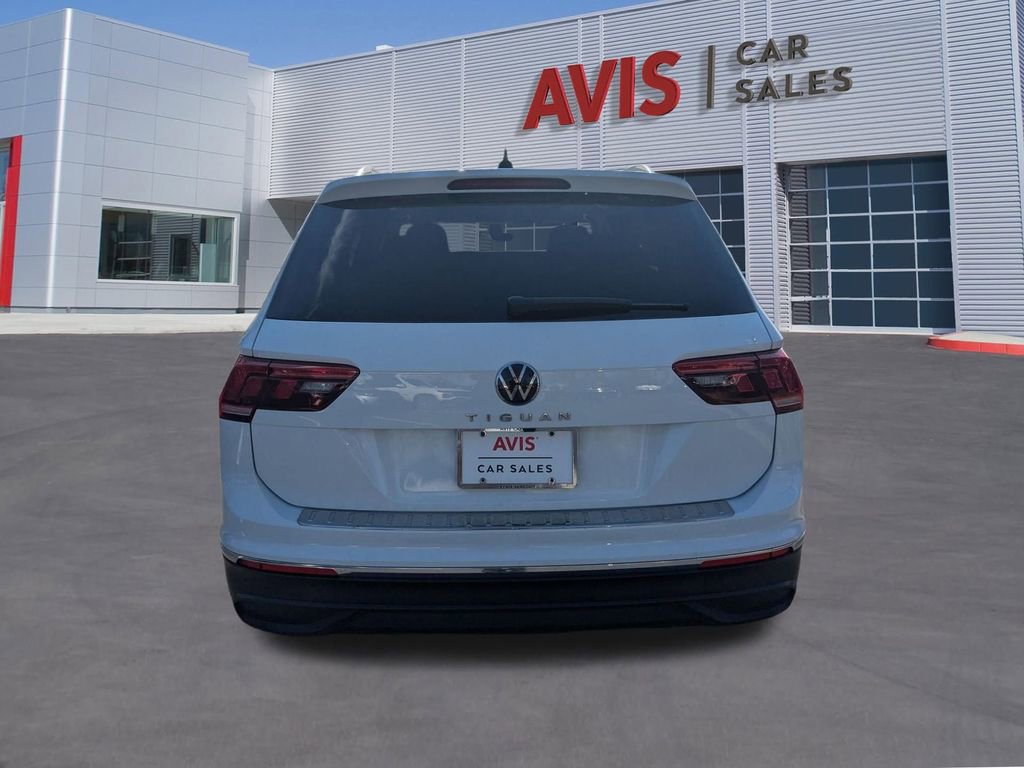 Used 2024 Volkswagen Tiguan Wolfsburg Edition image 7