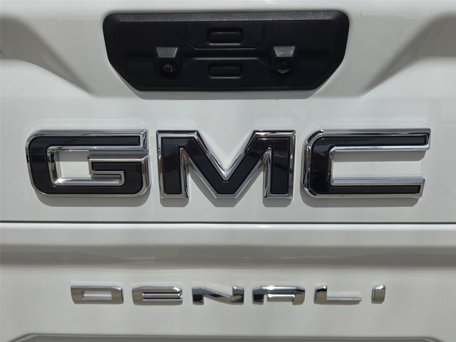 Used 2025 GMC Sierra 2500 Denali Ultimate AWD/4WD image 34