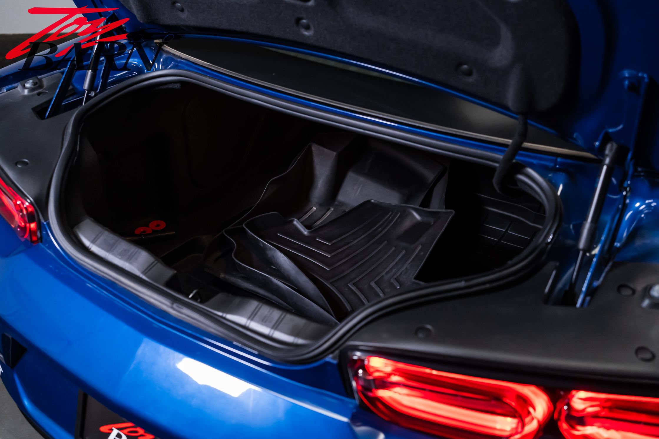 Used 2021 Chevrolet Camaro SS RWD image 47