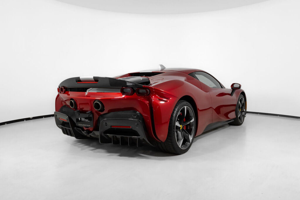 Used 2023 Ferrari SF90 Stradale image 2
