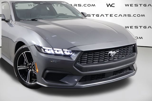 Used 2025 Ford Mustang Coupe RWD image 46