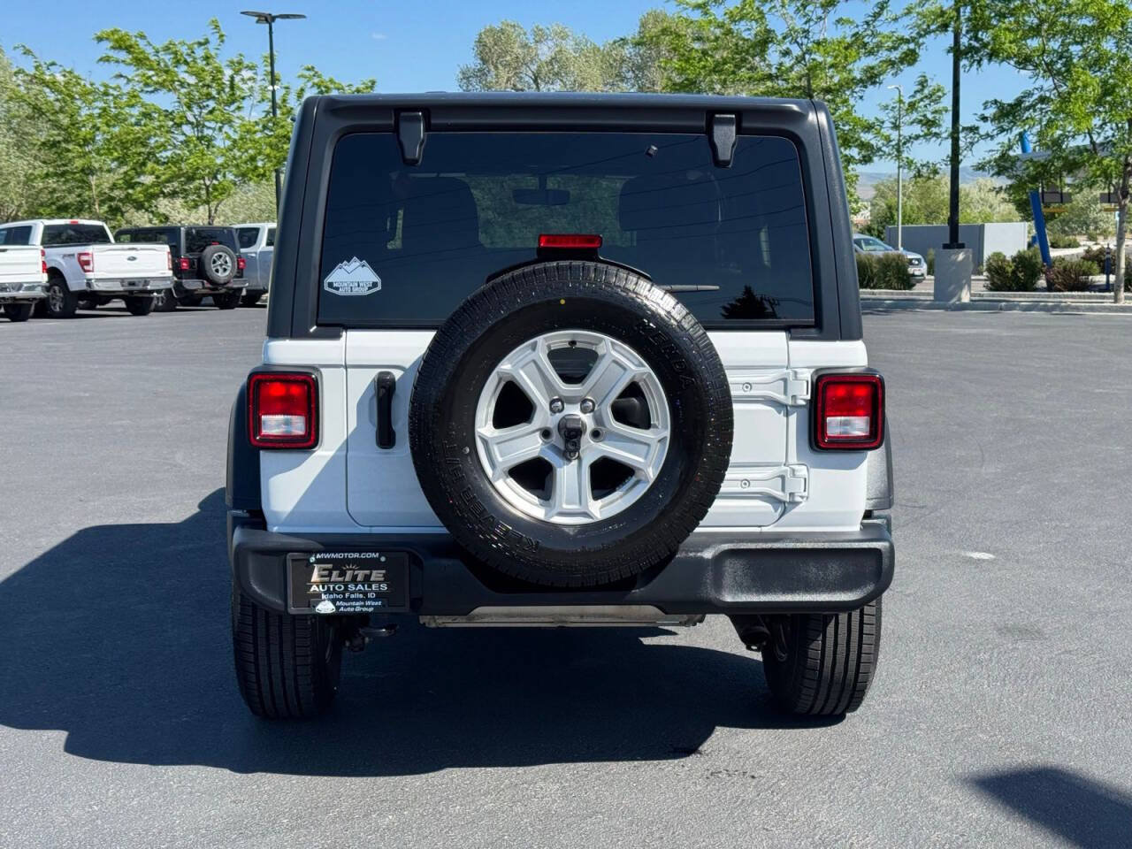 Used 2021 Jeep Wrangler Unlimited Sport w/ Uconnect 4C Nav & Sound Group AWD/4WD image 7