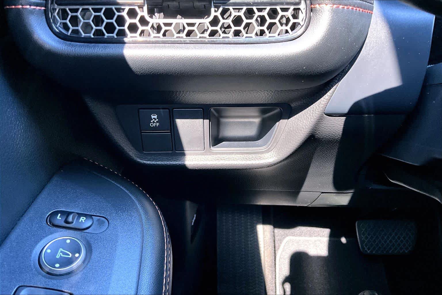 Used 2023 Honda HR-V Sport image 33