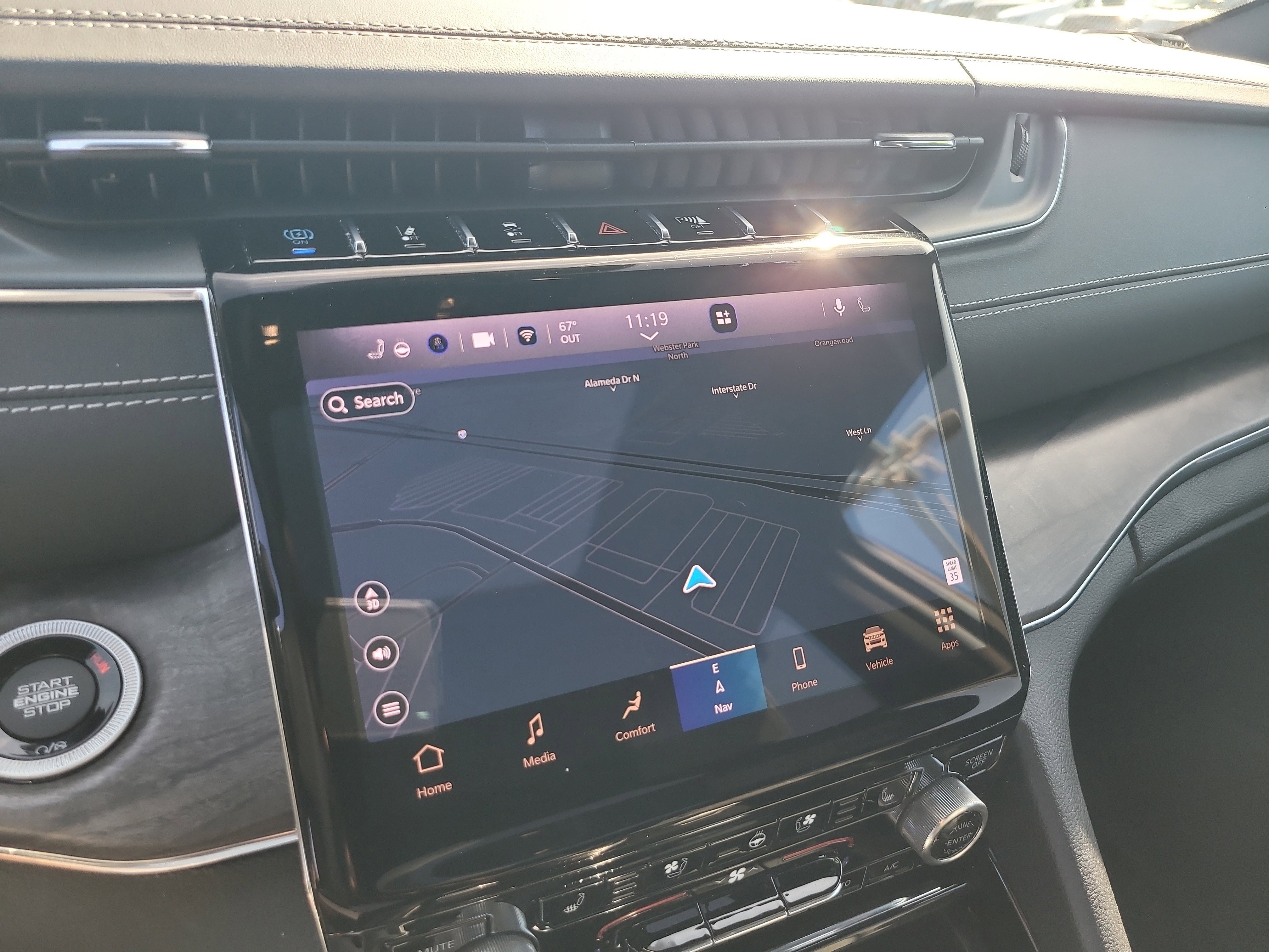 Used 2023 Jeep Grand Cherokee Overland w/ Luxury Tech Group IV image 23