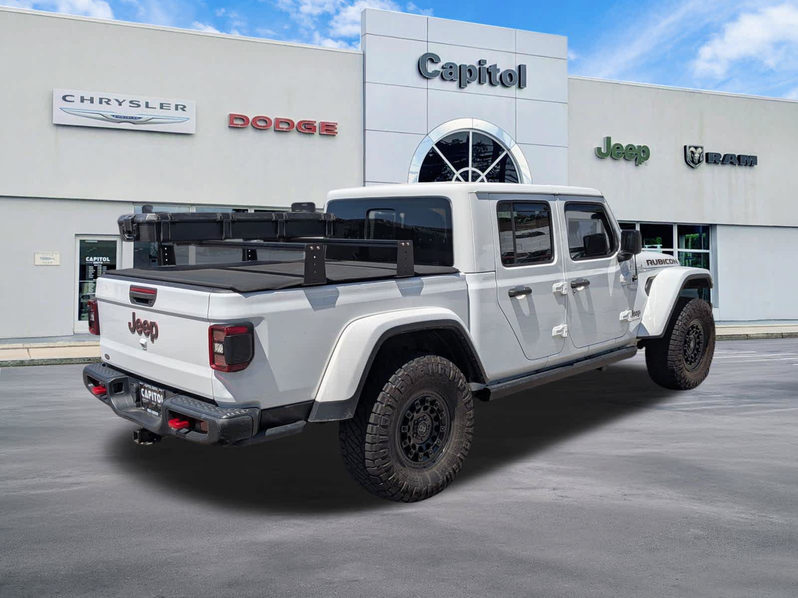 Used 2022 Jeep Gladiator Rubicon w/ LED Lighting Group AWD/4WD image 3