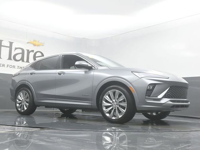 Used 2025 Buick Envista Avenir FWD image 2