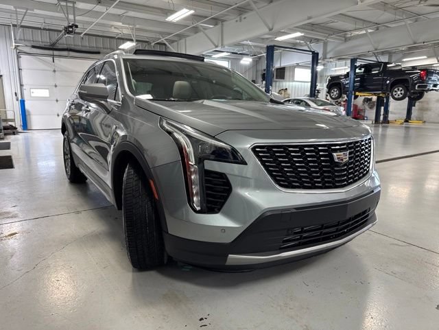 Used 2023 Cadillac XT4 Premium Luxury w/ Enhanced Visibility Package FWD image 38