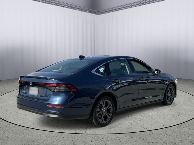 Used 2023 Honda Accord EX image 9