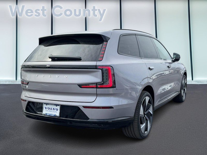 New 2026 Volvo EX90 Ultra AWD/4WD image 3