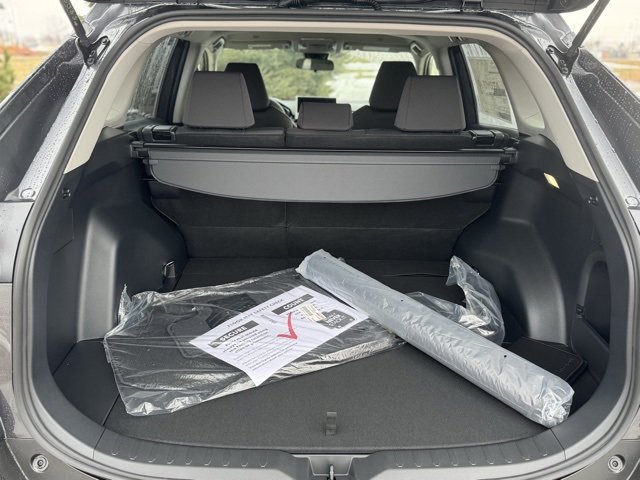 Used 2025 Toyota RAV4 XLE image 36