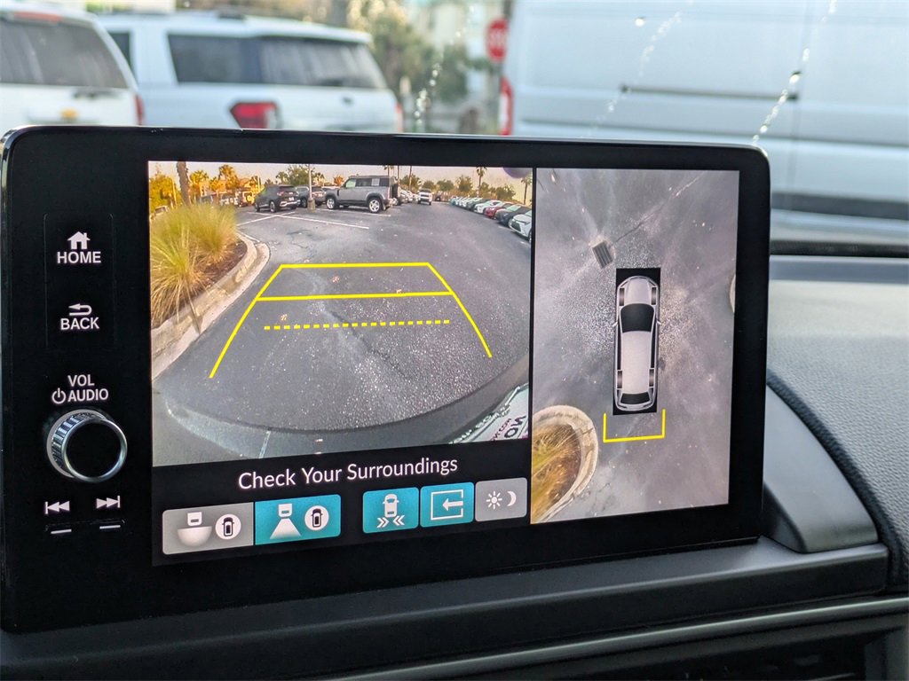 Used 2025 Honda Pilot Black Edition image 22