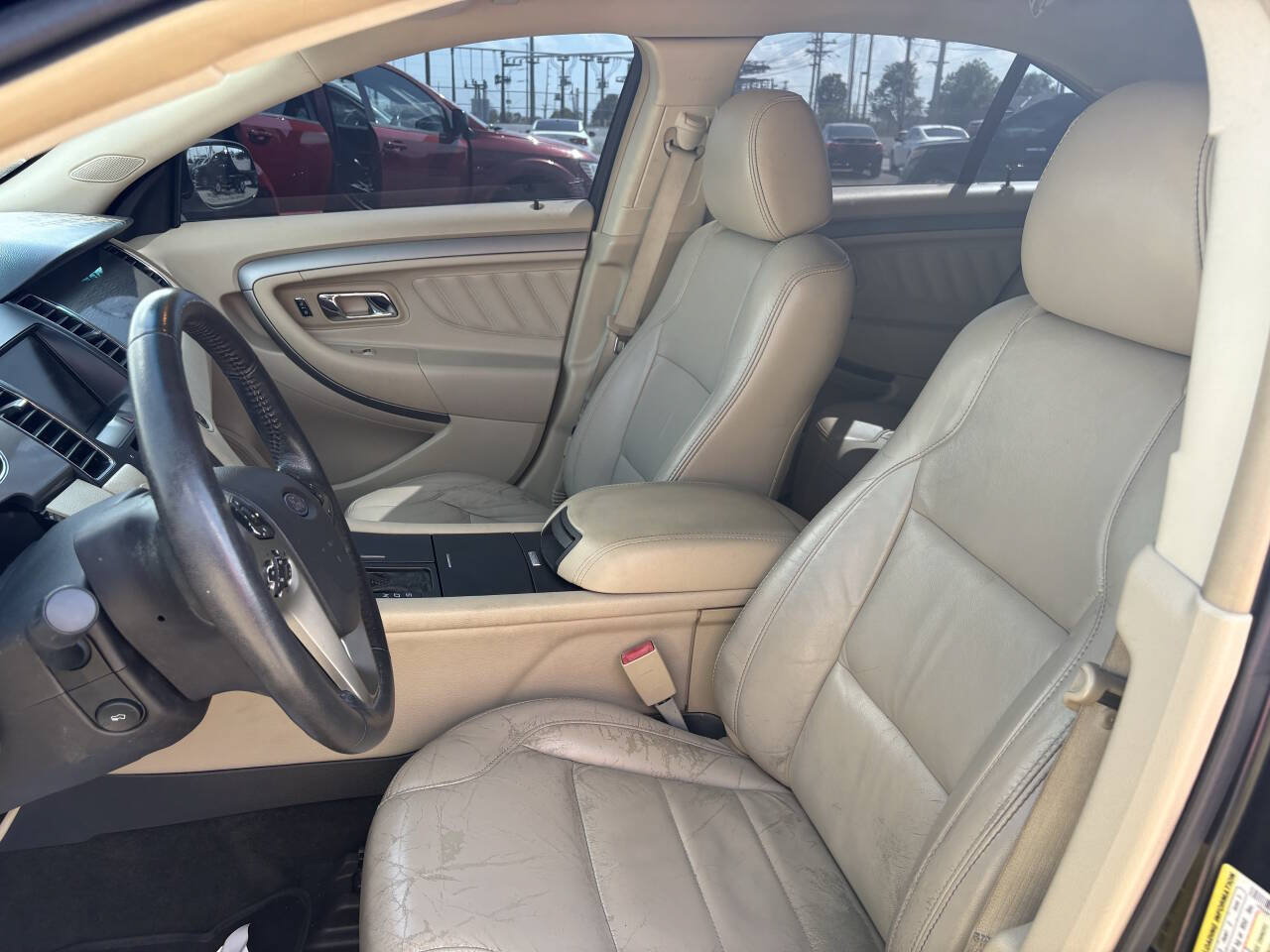 Used 2014 Ford Taurus SEL w/ Equipment Group 201A FWD image 18