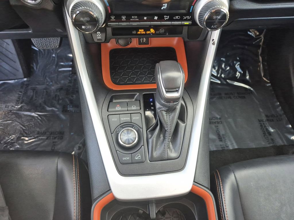 Used 2024 Toyota RAV4 Adventure image 9