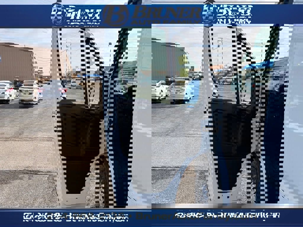 New 2026 RAM ProMaster 2500 w/ Convenience Group image 12